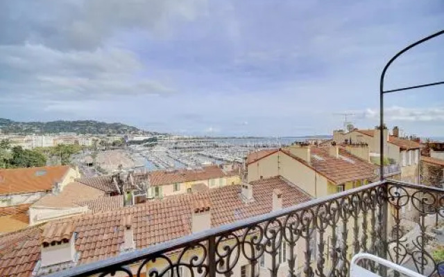 Charming Cannes Accommodation - Beach And Festival