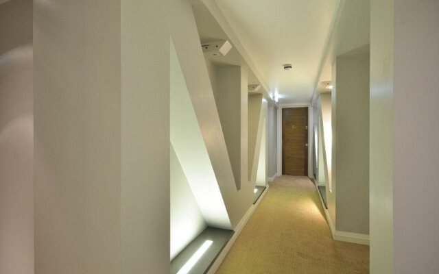 Uber London Trafalgar Apartments