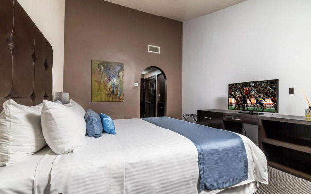 Hotel Pueblo Amigo Plaza & Casino