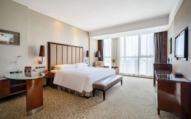 Crowne Plaza Zhenjiang by IHG