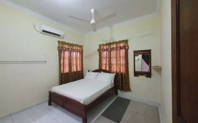Oyo 90304 Persada Hasra Homestay