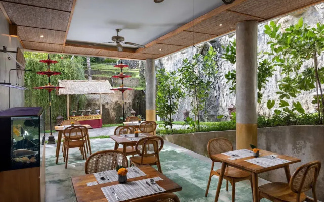 Wana Bucu Villa by Pramana Villas
