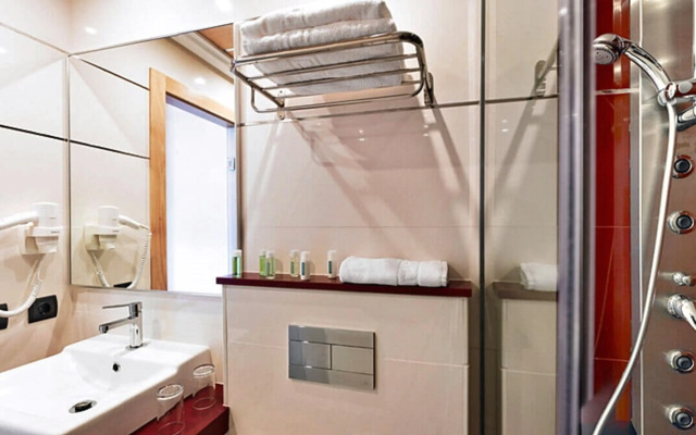 MLL Mediterranean Bay Hotel - Adults Only