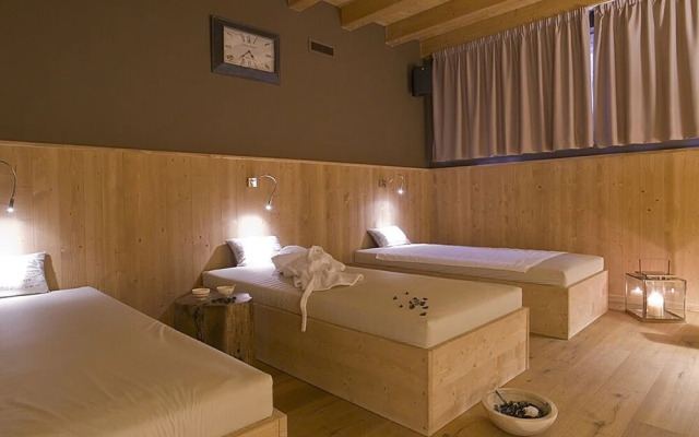 AR Mountains Lodge Villachiara