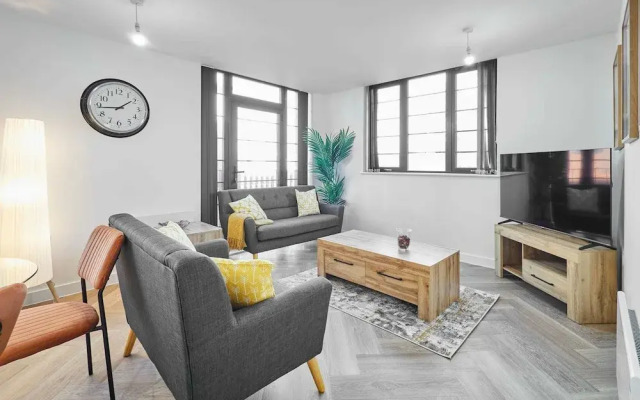Host Stay Lockside House