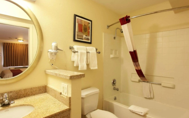 California Inn & Suites Rancho Cordova - Sacramento