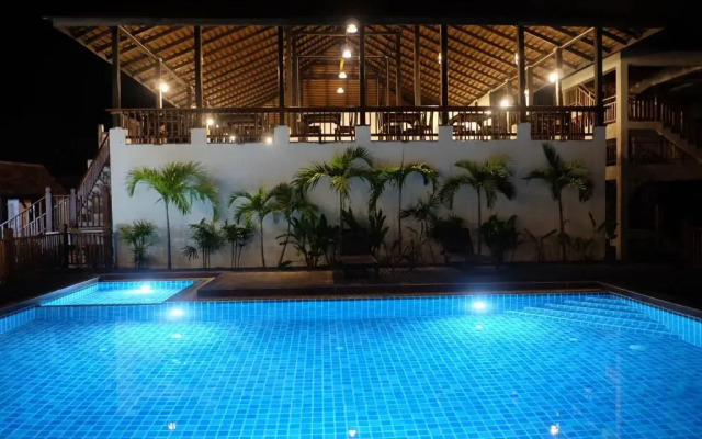 Rainforest Huahin Hotel