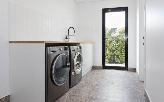 Bluff Street Home by the BnB Collection