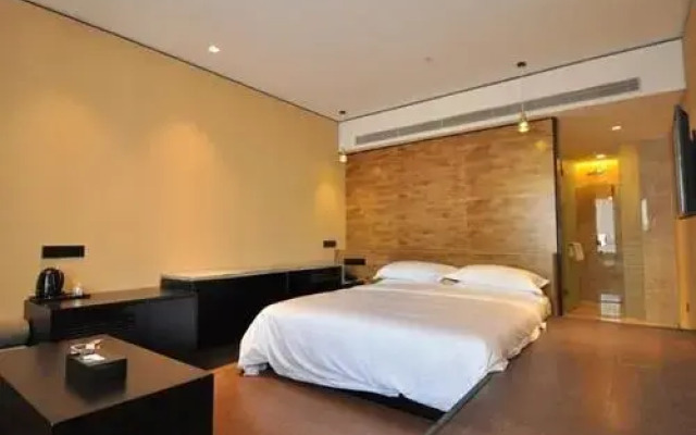 MINI Hotel