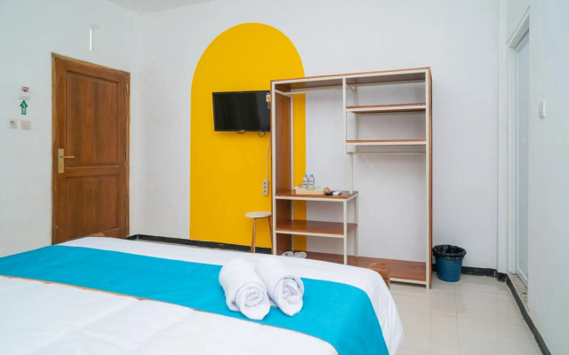 Sans Hotel Queen Batu