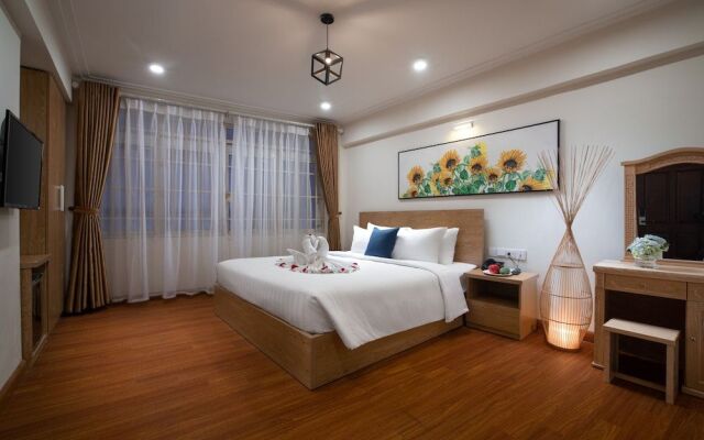 Valley Hotel & Travel