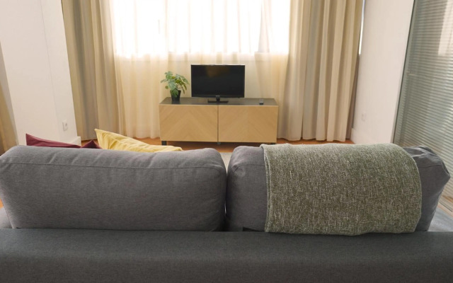 RYAMEN apartment A @ Trindade