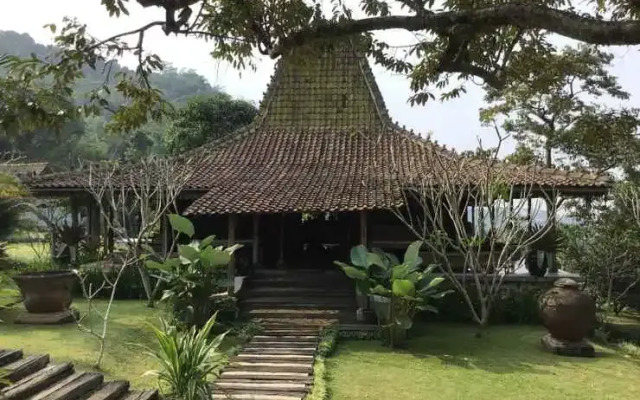Rumah Jawa Antik