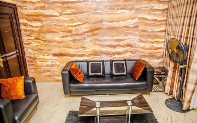Tobby Royal Suites