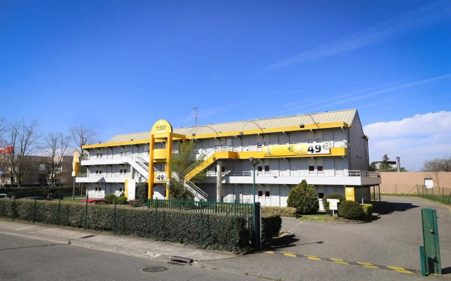 Premiere Classe Toulouse Ouest - Blagnac Aeroport