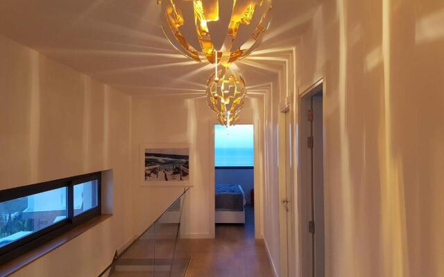 2260-Luxury villa with private pool and seaview