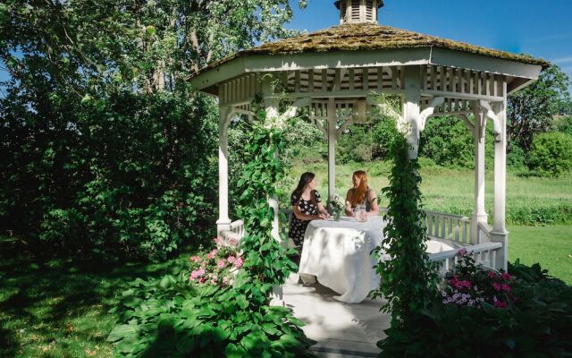 Green Acres Inn