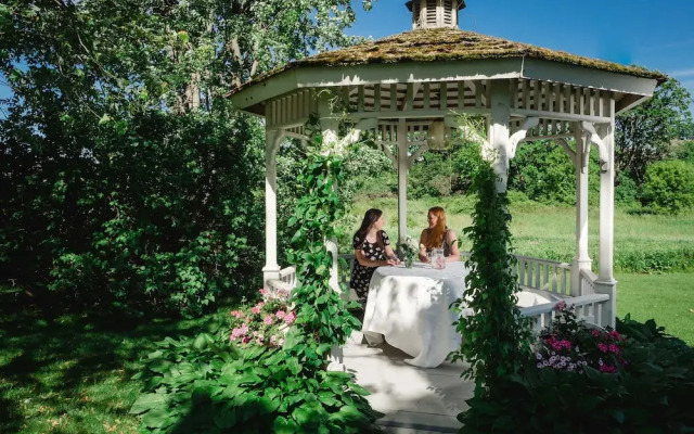 Green Acres Inn