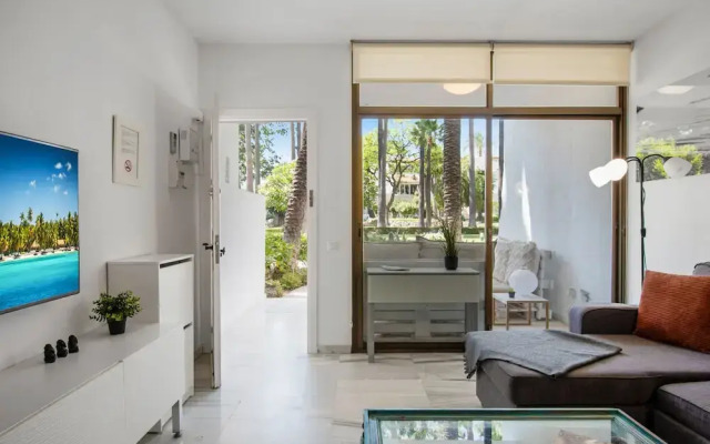 La Alcazaba Sleek Apartment in Marbella - Ref M48