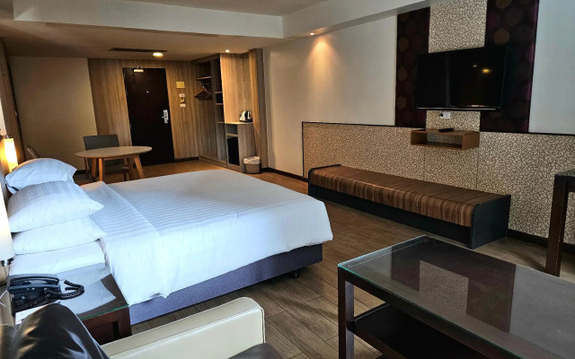 Dynasty Grande Hotel