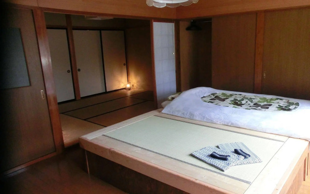 Takayama Ninja House