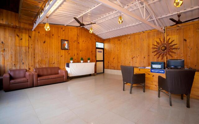 Stone Wood Village Resort - Morjim Beach