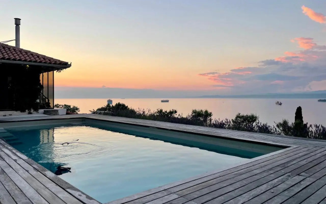 Villa The View
