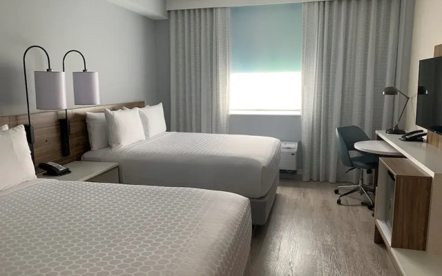 Wyndham Garden Miami International Airport