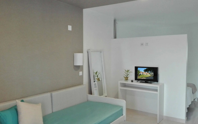 Apartamentos Vale de Carros by Umbral