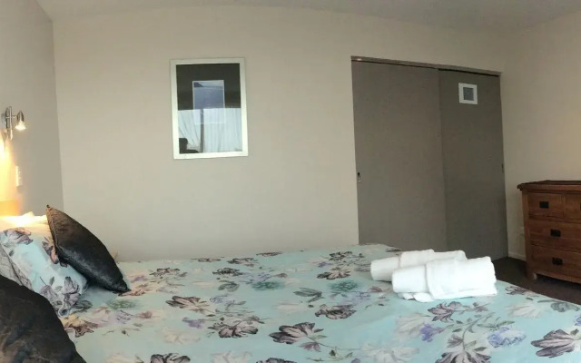 Cathedral Junction Apartment