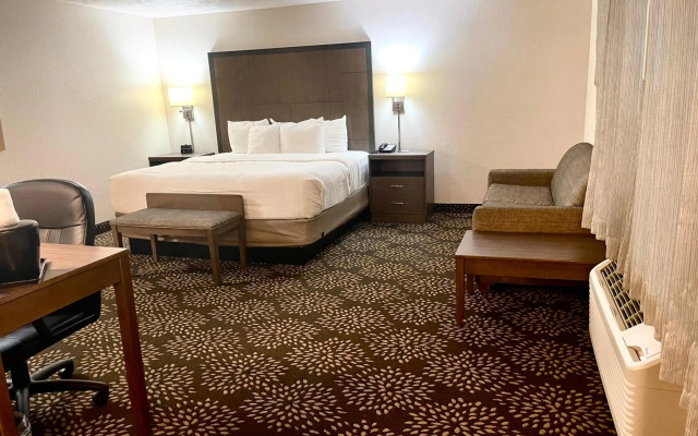 Clarion Pointe Wenatchee