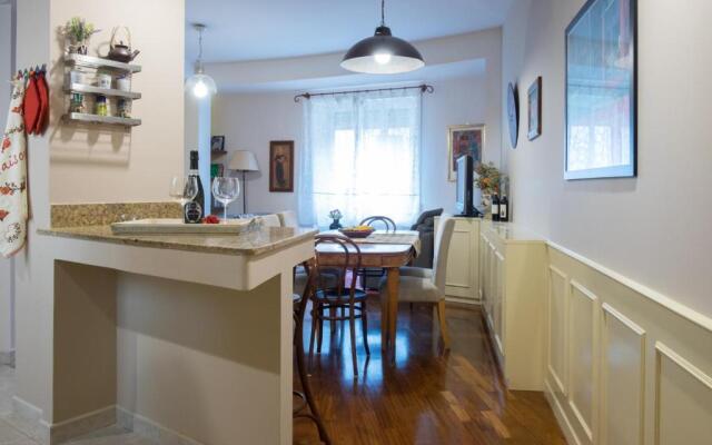 Glorioso Stylish Apartment