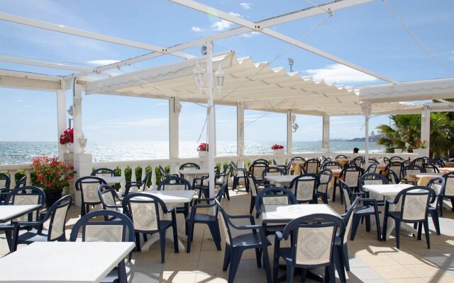 Hotel Perla Marina