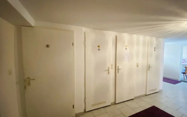 Hallbergerhof Hotel & Hostel