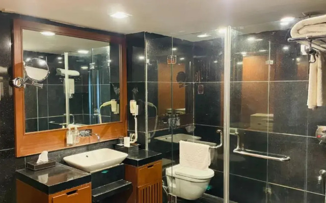Royal Orchid Central Kireeti-HAMPI Hospet