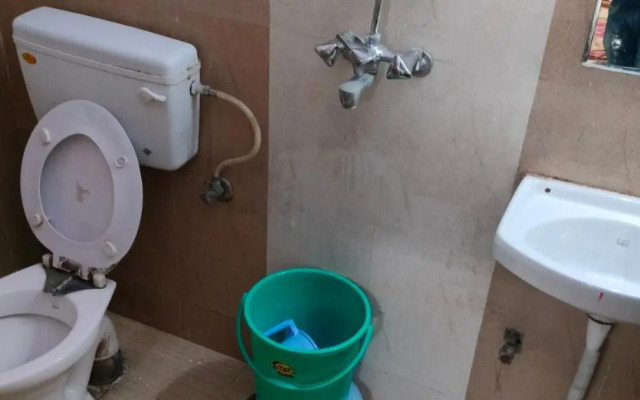 Hotel Shaurya