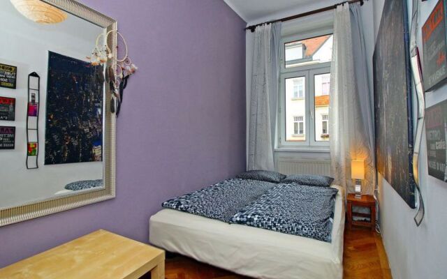 Apartment Tichy Vienna / 10. District