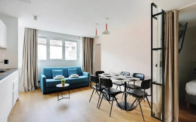 Apartment for 6 People in Paris