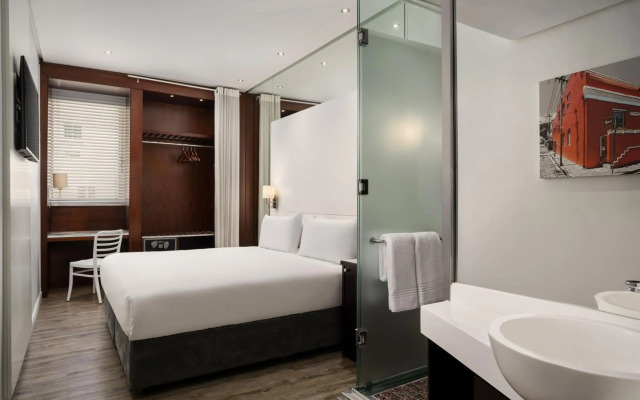 Protea Hotel Fire & Ice by Marriott Cape Town
