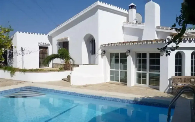 Private Cosy Villa in Marbella Area