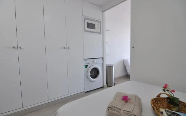 RNET - IR 08-09 Studios Roses Costa Brava