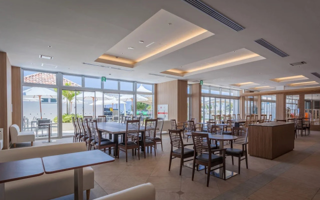 Kariyushi LCH Resort