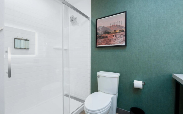 Cambria Hotel El Centro - Imperial