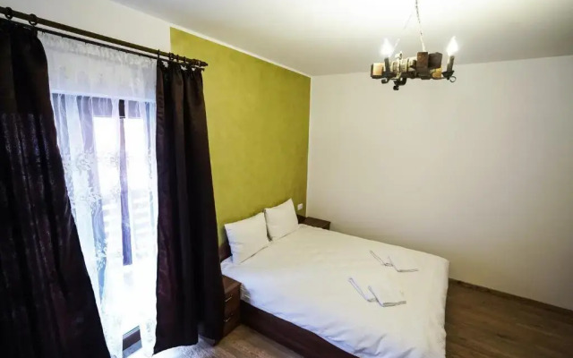 Pensiunea Trei Lalele