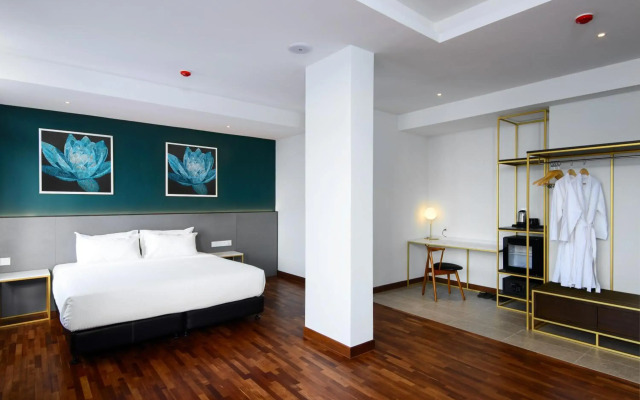 Savv Hotel