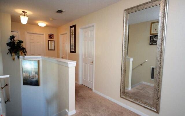 86340 2-story Pristine 4-bed Pool Home W/hot Tub & Balcony