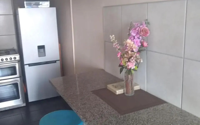 Henry's House on Sea