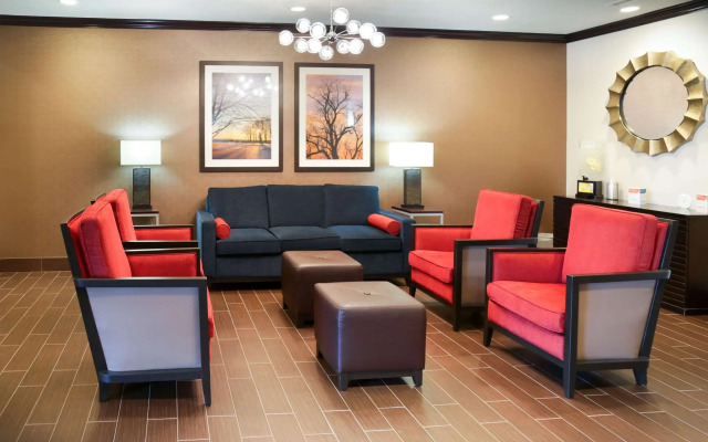 Comfort Inn & Suites