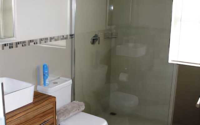 8 Tolbos Self catering