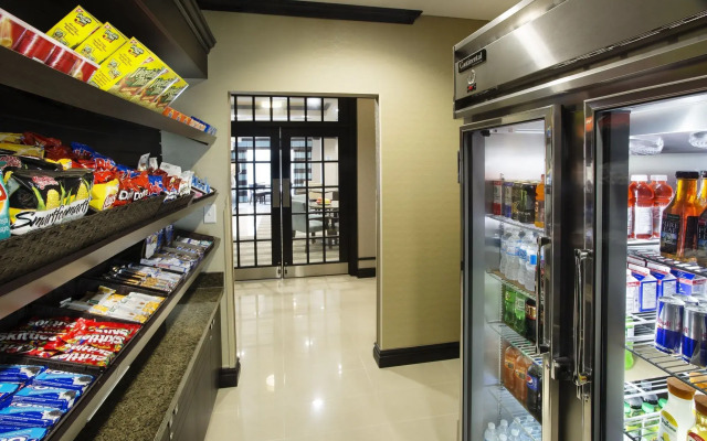 Holiday Inn Express & Suites Ottawa West - Nepean by IHG